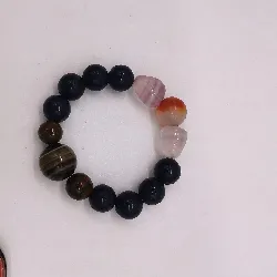 bracelet avec perles en lapis lazuli et pierres dures