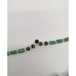 long collier / sautoir avec pierres dures vertes l62cm