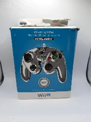 manette fight pad pdp pour wii u - édition limitée mario métal