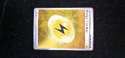carte pokémon energie de base holo 2024
