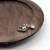 13045910 boucles d'oreilles serties d'oxydes argent 925 millième (22 ct) 1,8g argent 925 millième (22 ct) 1,8g