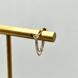 23071510 piercing avec chaîne