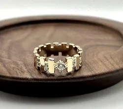 2999010 bague pl-or anneau large orné d'oxydes t52