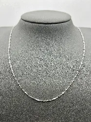 72133345 chaîne / collier argent maille forçat avec petits carrés l45 cm argent 925 millième (22 ct) 2,39g argent 925 millième (22