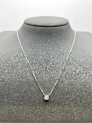 87300545 collier avec un oxyde carré l18 cm argent 925 millième (22 ct) 1,88g argent 925 millième (22 ct) 1,88g