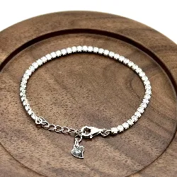 87306818 bracelet rivière serti d'oxydes l18 cm argent 925 millième (22 ct) 4,14g argent 925 millième (22 ct) 4,14g