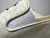 espadrilles / mocassins chanel logo noir sur le cuir d'agneau beige