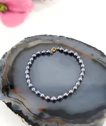 bracelet perles grises avec le fermoir en or or 750 millième (18 ct) 4,42g