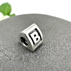 charm pandora alphabet lettre b argent 925 millième (22 ct) 3,45g