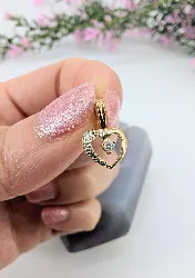 pendentif coeur serti d'un oxyde or 750 millième (18 ct) 0,53g