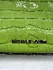 sac porté épaule michael kors empire en cuir effet crocodile vert pomme avec détails argentés