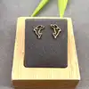 33794 boucles d'oreilles puces motif dauphin