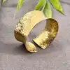 brac bracelet jonc ouvert avec finition texturée