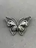 broche papillon pavé d'oxydes