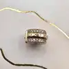 charm pandora clip lignes pavé et logo scintillant blanc