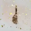 charm pandora feuille de chêne avec cristaux violets et roses
