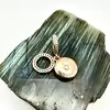 charm pandora pendant double o couronné pavé scintillant