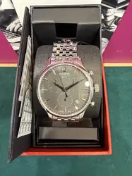 montre tissot - modèle tradition - chronographe - quartz suisse eta g10,211