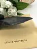 porte-cartes double louis vuitton en toile monogram éclipse et cuir noir