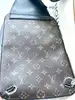 sac à bandoulière louis vuitton avenue slingbag en toile monogram macassar