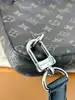sac à bandoulière louis vuitton avenue slingbag en toile monogram macassar