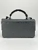 sac bose bee furla bellaria en cuir gris avec une bandoulière amovible