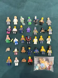 lot figurine lego et accessoires dépareillé