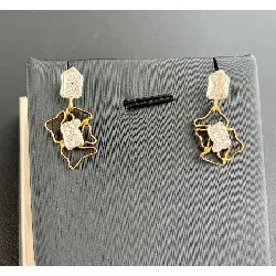 bo or motifs pandants pavés de diamants or 750 millième (18 ct) 3,64g