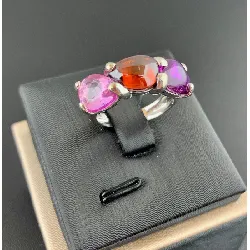 bague or blanc 3 pierres fines (améthystes / grenat) or 750 millième (18 ct) 7,96g