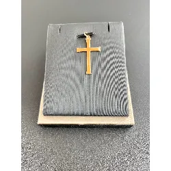 pendentif croix lisse or 750 millième (18 ct) 1,69g