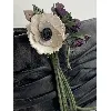 prada sac baguette 27cm en cuir agneau noir orné d'un bouquet de fleur