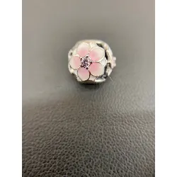 charm pandora fleur de magnolia argent 925 millième (22 ct) 1,79g