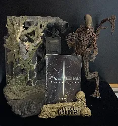 figurine alien warrior chestburster alien queen mcfarlane