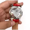 montre guess quartz acier oxydes forme triangle sur cadran transparent bracelet style cocodile rouge