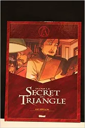 livre dans le secret du triangle