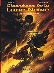 livre les chroniques de la lune noire, tome 5 : la danse écarlate
