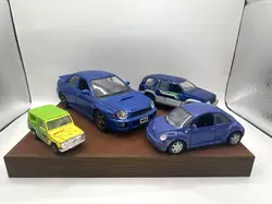 voitures miniatures le lot de 4