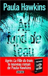 livre au fond de l'eau