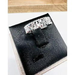 bague alliance or blanc motifs limés or 750 millième (18 ct) 3,71g