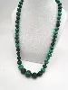 collier avec perles de malachite