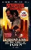 livre stranger things - darkness on the edge of town - version française