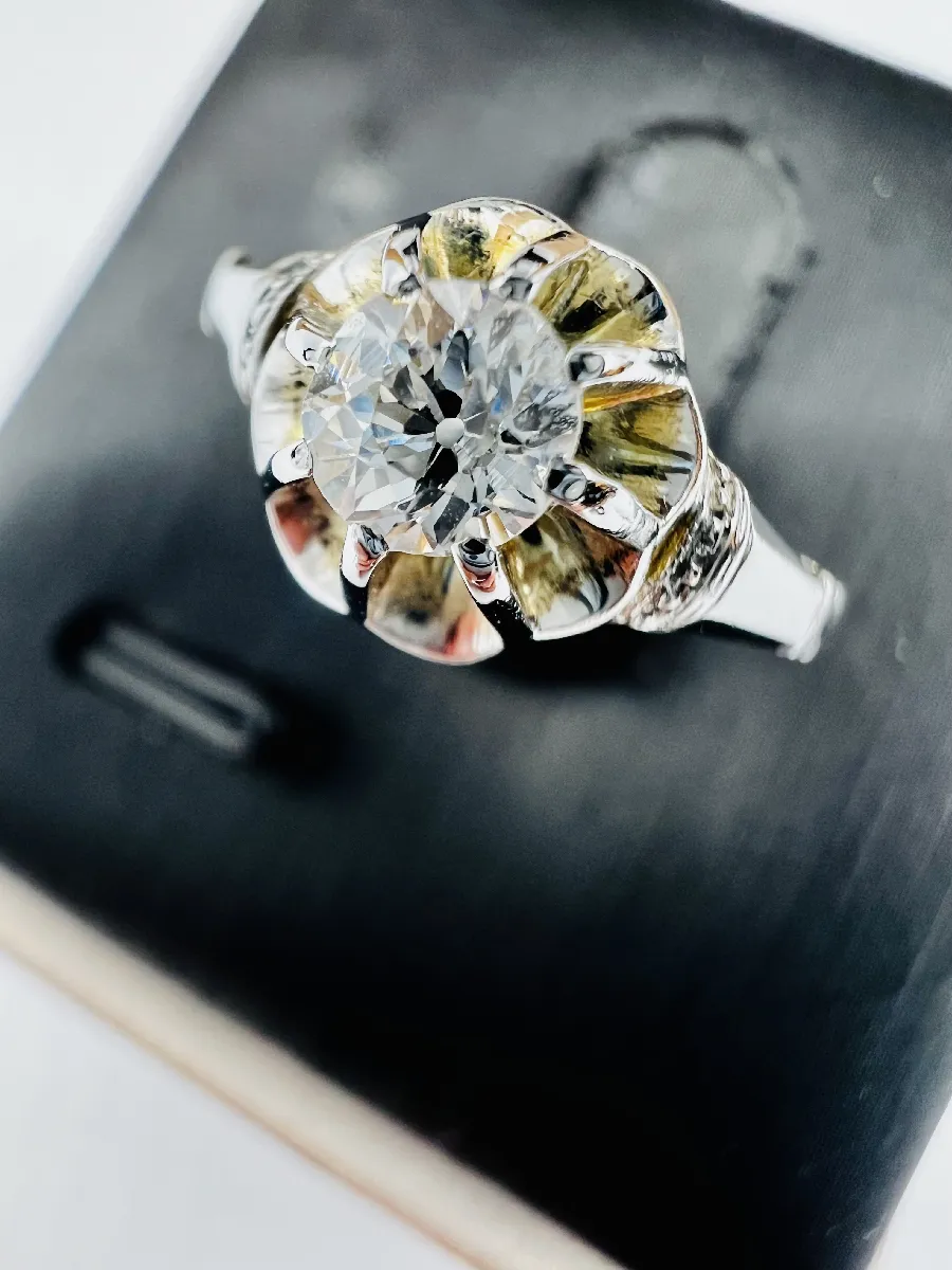 Bague Solitaire Or Blanc 18 Carats (750/1000) Avec Diamant Ancien ~0.50ct - Occasion