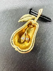pendentif or forme de poire avec 2 diamants en pampille or 750 millième (18 ct) 4,56g
