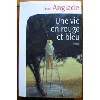 livre une vie en rouge et bleu