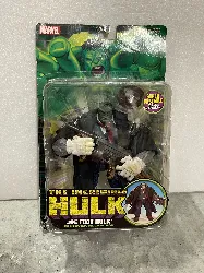 marvel legends joe fixit hulk action figure shape-8