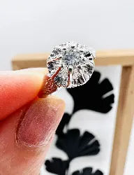 bague solitaire or blanc ornée d'un diamant d'environ 0,25ct or 750 millième (18 ct) 2,62g