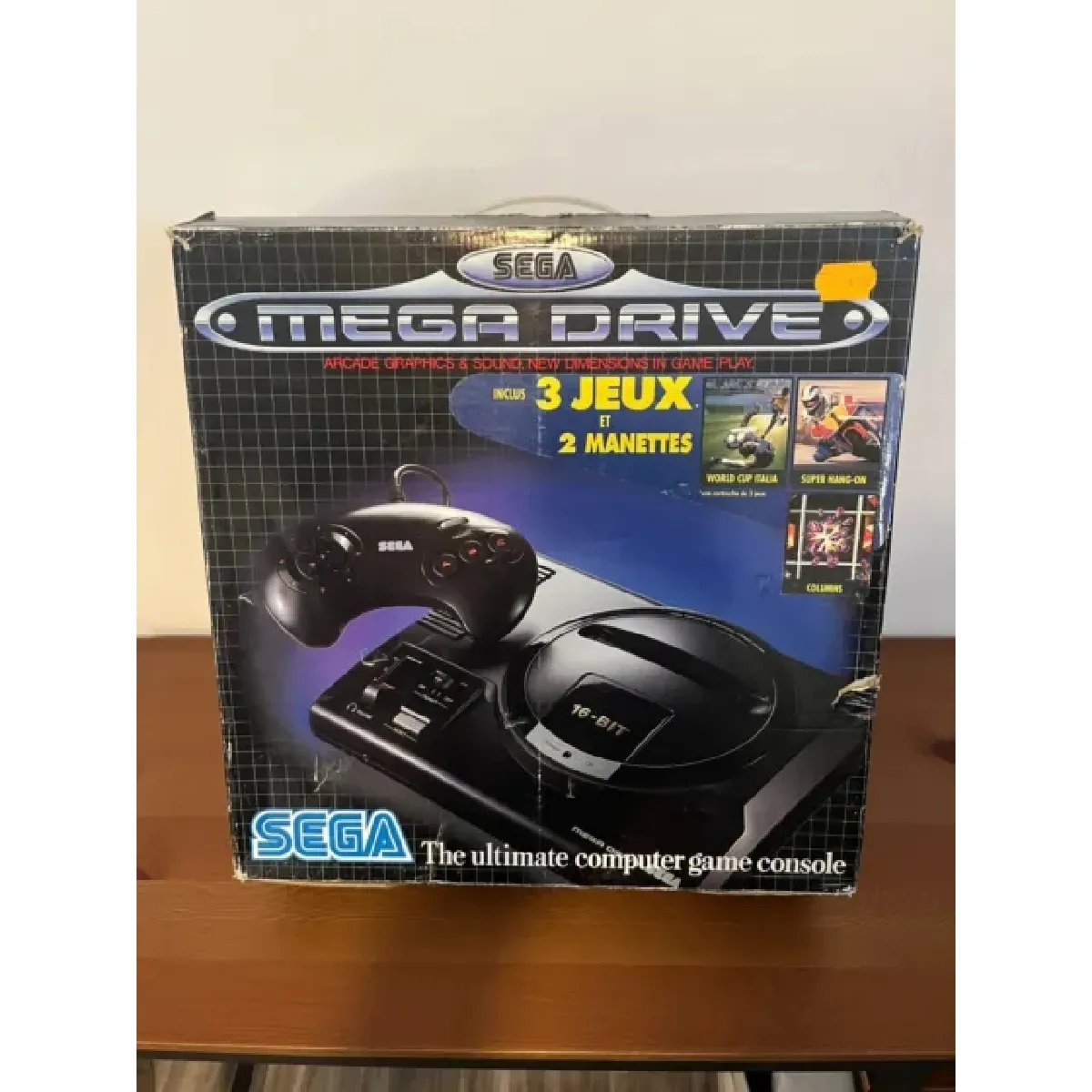 Console Megadrive II + 2 Manettes + 3 jeux (Shinobi, Street Of