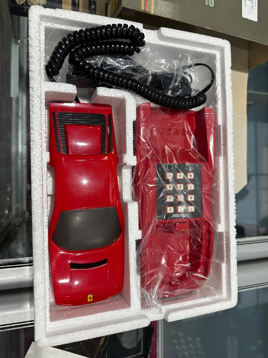 Ferrari Modulo Phone Formula téléphone Testarossa fonctionnel