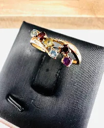 bague or ornée 6 pierres de couleur or 750 millième (18 ct) 1,48g