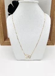 collier or orné d'un pendentif en 2 ors serti de 8 petits diamants or 750 millième (18 ct) 2,41g